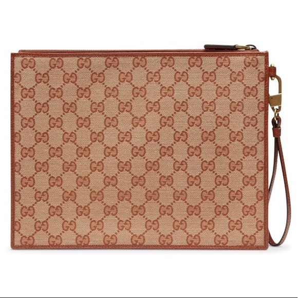 GUCCI Original Gg Pouch With Ny Yankees™ Patch - Picture 2 of 3